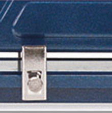 Opening front plate for easy staple jam removal